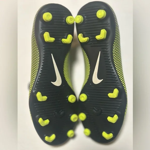 Kids Nike Bright Yellow and Black Soccer Cleats - Picture 5 of 6